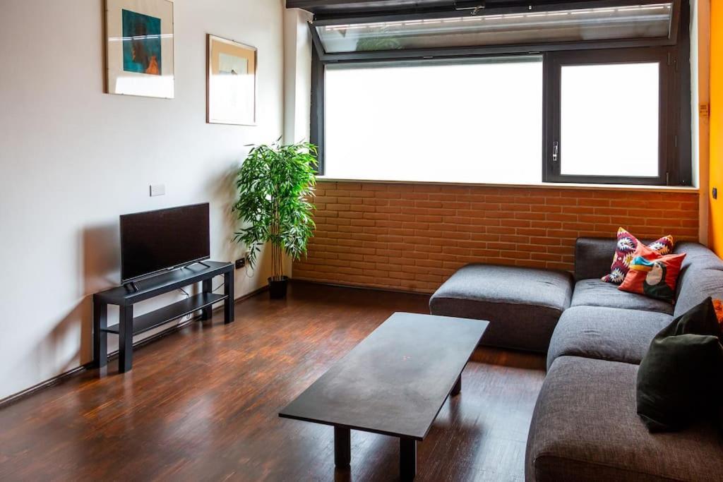 2 Min Da Porta Genova - Elegante Bilocale Apartment Milan Exterior photo