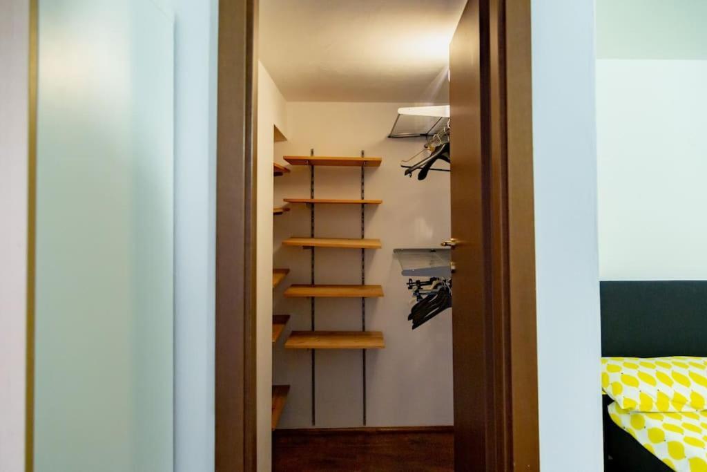 2 Min Da Porta Genova - Elegante Bilocale Apartment Milan Exterior photo