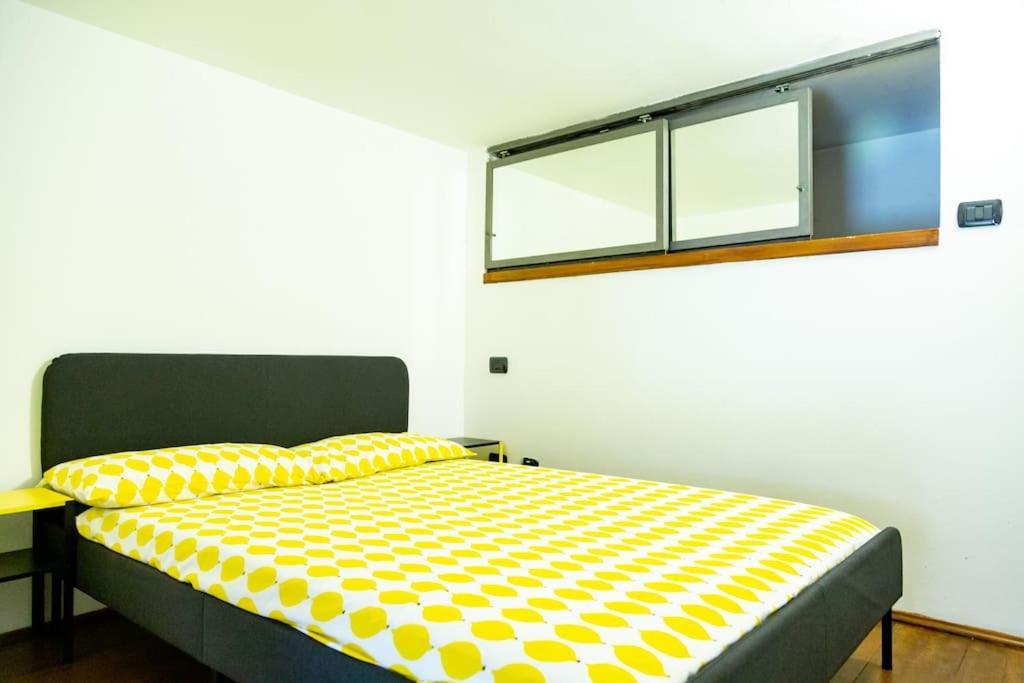 2 Min Da Porta Genova - Elegante Bilocale Apartment Milan Exterior photo